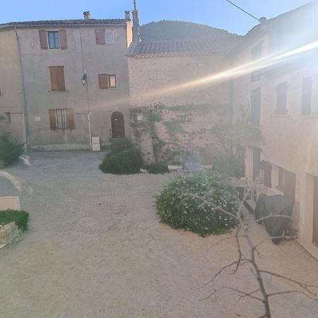Appartement Au Puits De Figa à Figanières Extérieur photo